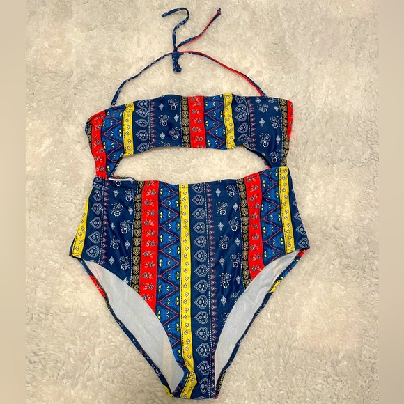 Paisley print cutout one piece bathing suit - Picture 1 of 2